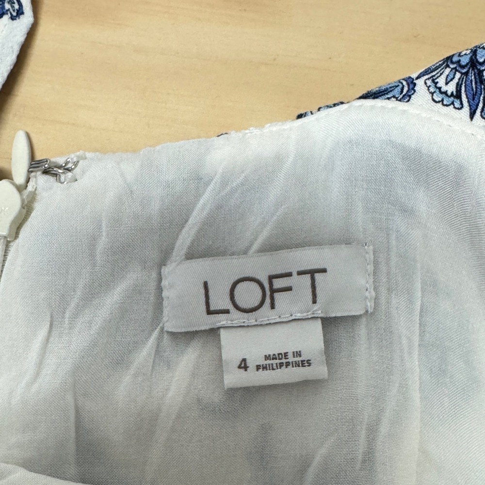 LOFT Floral Ruffle Wide Leg Jumpsuit Size 4 Sleeveless Pockets Blue White Summer - Picture 7 of 9